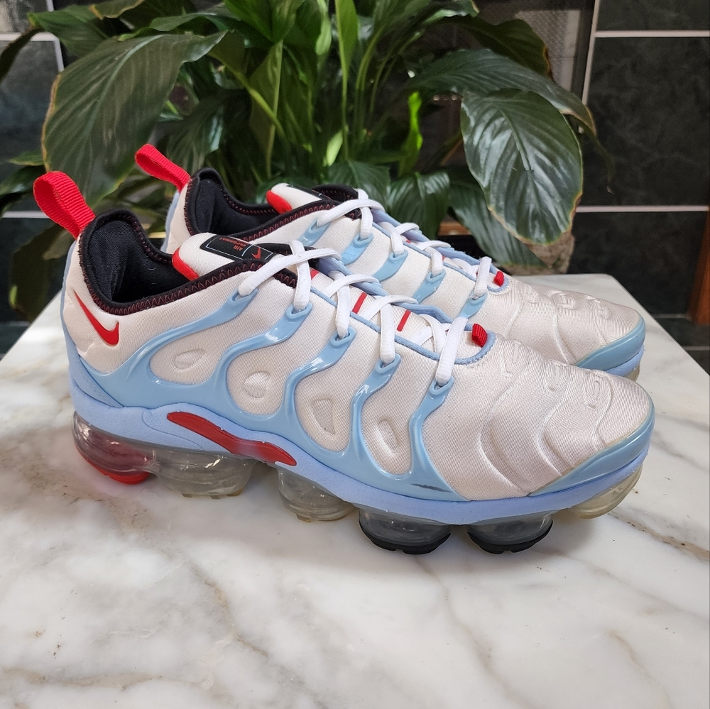 Nike Vapomax Plus Chicago Flag Colors, Sz 8.5